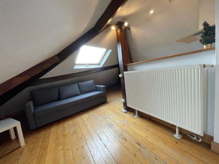 Schuman! Beau Studio Meublé à louer - Photo 5