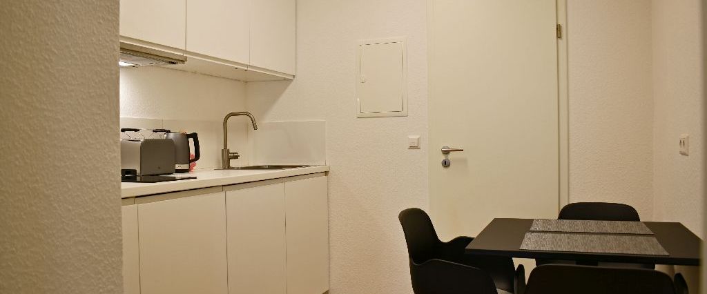 Mitte-Calenberger Neustadt, exklusiv möbliert und zentral gelegen - Photo 1