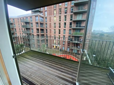 2 Bed Flat, Wallace House, HA1 - Photo 2