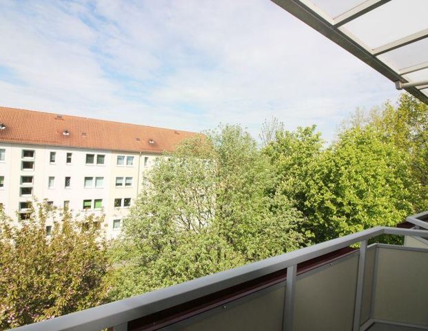 2-Raumwohnung mit Wanne und Balkon - Photo 1