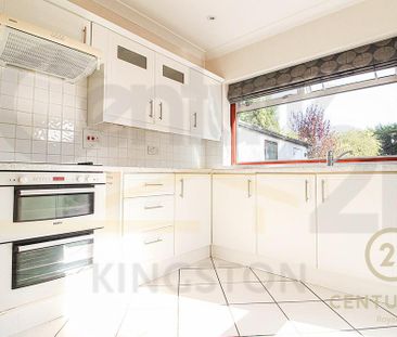 4 bedroom link detached house to rent - Photo 3