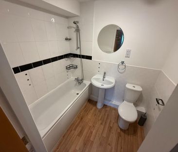 1 bedroom Flat To Let - Photo 5