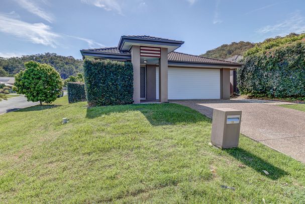 Perfect Family Home - Photo 1