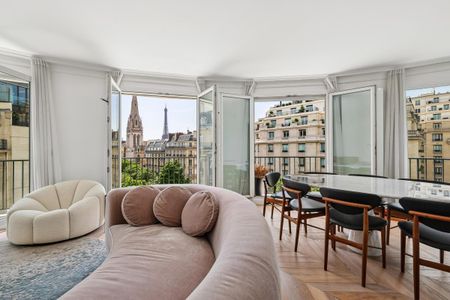 Location Appartement 5 pièces Meublé 130m² PARIS 8ème - Photo 2