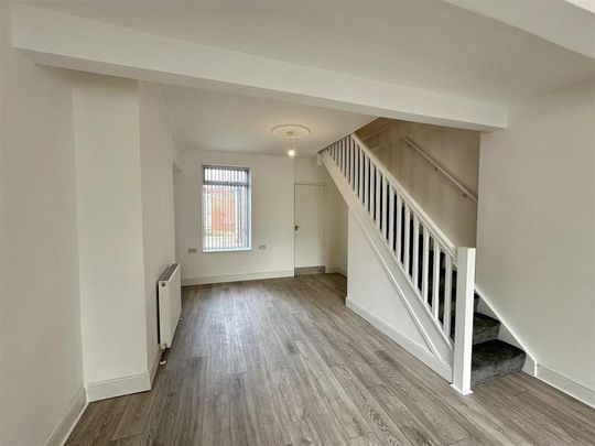 3 bedroom terraced house to rent - Photo 1
