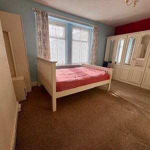 Laira Street, Plymouth - Photo 2