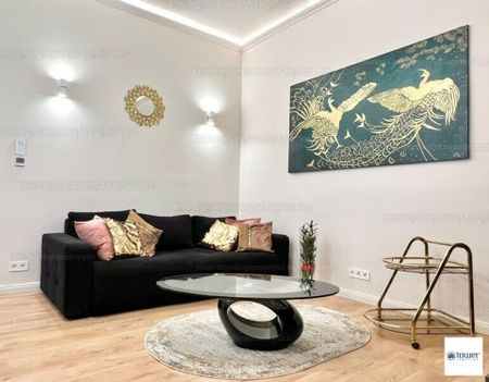 Balassi Bálint utca - Fotó 3