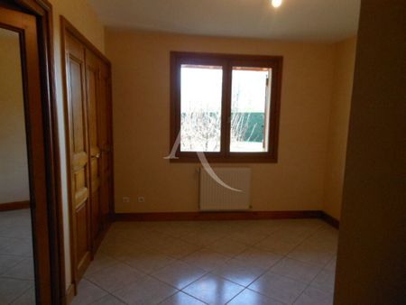 Location Maison 5 pièces 174m² - Photo 3