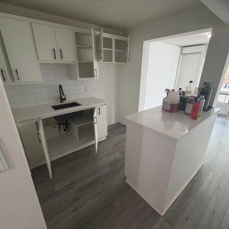 1 CH - 1 SDB - Québec - $1,049 /mo - Photo 3