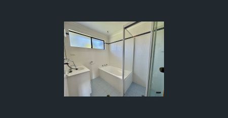 BEAUTIFUL THREE BEDROOM HOME WITH WATERVIEWS - Photo 4