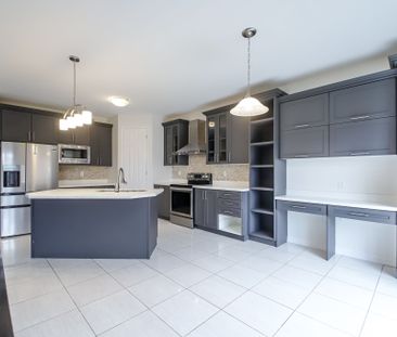 For Lease - 1096 Greenhill Avenue, Oshawa, Ontario - Photo 6
