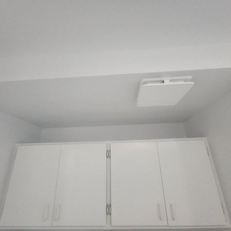 3 1/2 SEMI-MEUBLÉ 1er DÉCEMBRE - Photo 3