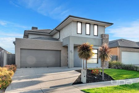 “Stylish Double-Storey Home Offering Space, Comfort & Coastal Lifestyle !!” - Photo 3