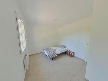 Location Maison 4 pièces 83m² ROMANS SUR ISERE 26100 - Photo 3