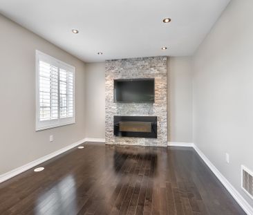 For Lease - 3002 Preserve Drive Unit# 20, Oakville, Ontario - Photo 1