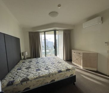 Spacious Apartment In Sought After Location! - Photo 2