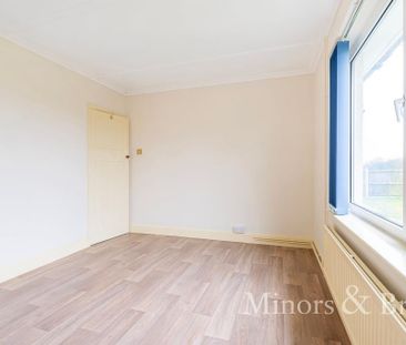 3 bedroom detached bungalow to rent - Photo 5