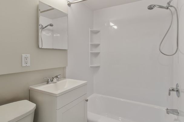 100 Waverley Street - 306 - Photo 1