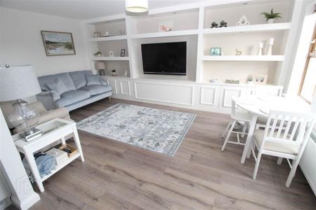 3d Ballyregan Road, Dundonald, Belfast, BT16 1HY - Photo 4