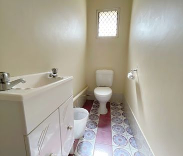 Well-Located Room in the Heart of Enoggera – Fully Furnished! - Photo 5