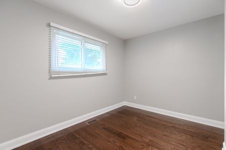 For Lease - 12 Murellen Crescent, Toronto, Ontario - Photo 2