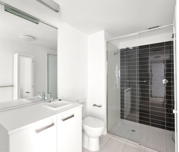 202/159 Beach Street, Port Melbourne, VIC, 3207 - Photo 3