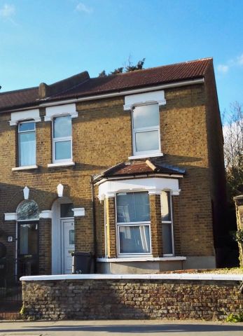 Room in a Shared House, Croham Road, CR2 - Photo 5