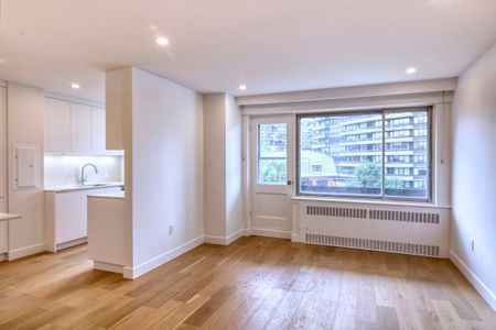 3555 Cote-des-Neiges Road - Photo 4