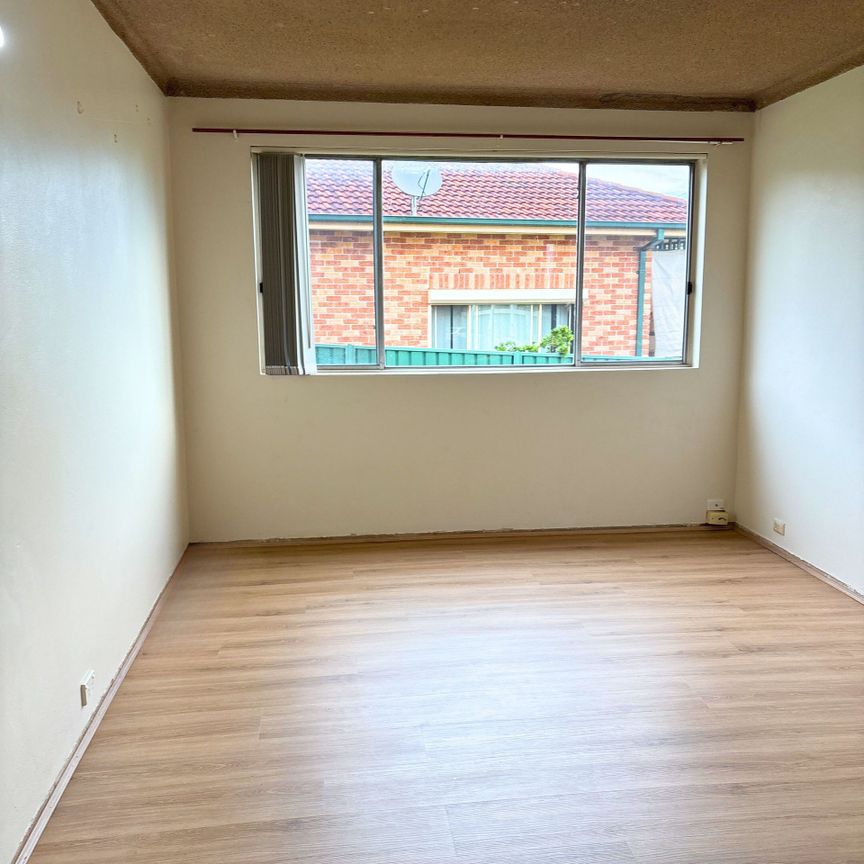 Apply Now - Century 21 &vert; the Paramount Group - Photo 1