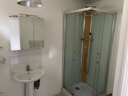 Location Appartement 2 pièces 38m² - Photo 4