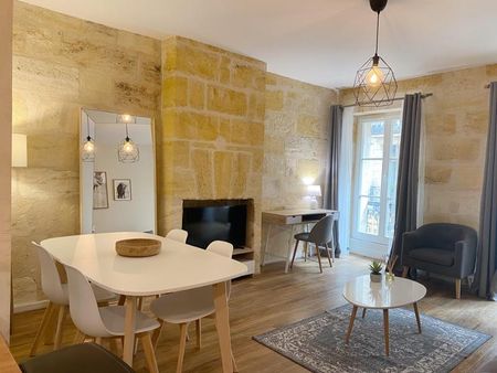 Location Appartement 2 pièces 46m² BORDEAUX 33000 - Photo 3