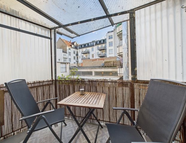 Helle, großzügige Wohnung mit Balkon im F-Quadrat - Photo 1