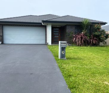 Modern Family Home for Rent - Photo 5