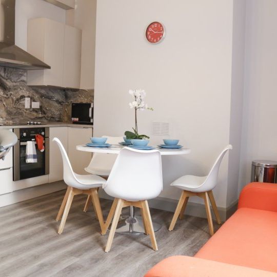 Room in 11-bedroom flat for rent in Cabra East, Dublin - Photo 1