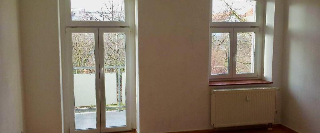 Helle 3-Zimmer-Wohnung mit Balkon im Grünen – ruhig & zentral - Foto 1