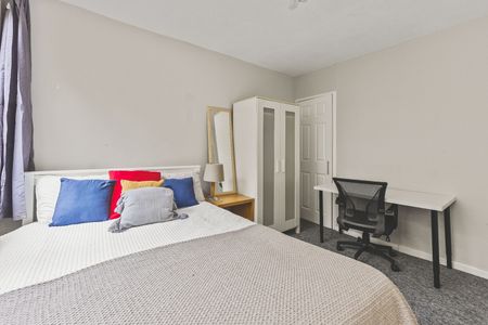 Room in a Shared Flat, Sherfield Gardens, SW15 - Photo 5