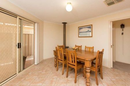 16 Mahogany Drive - Photo 2