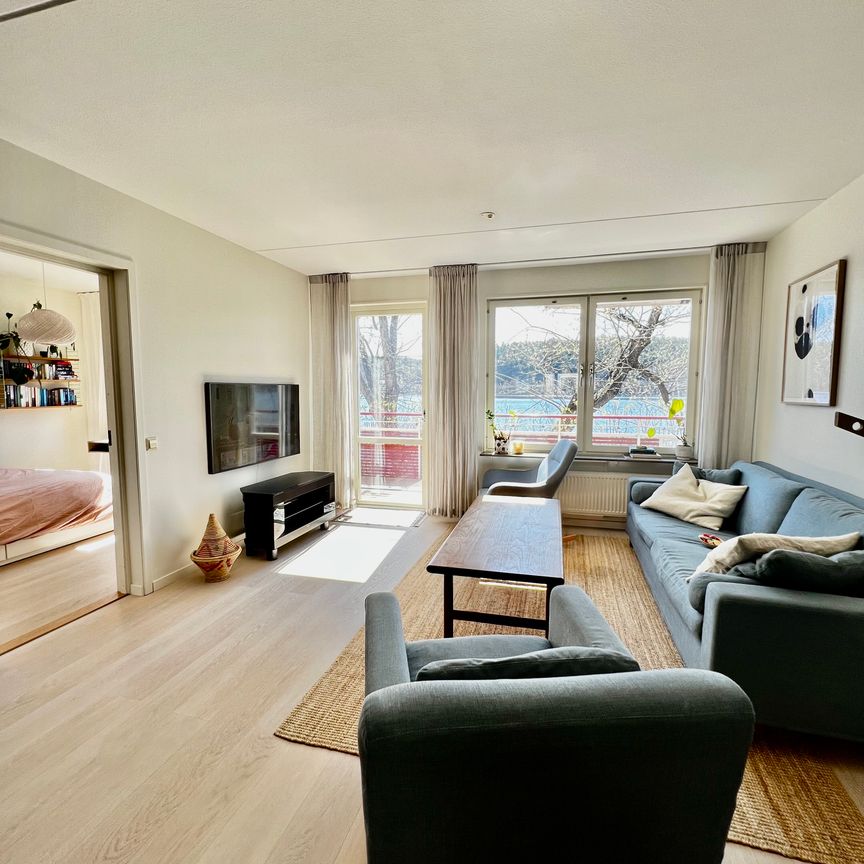 Winborgs väg, Nacka - Photo 1