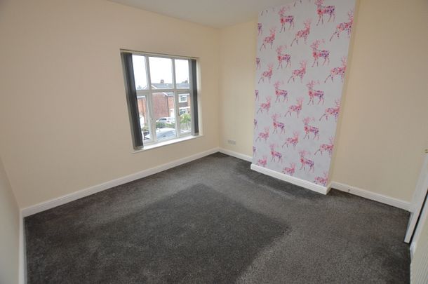 2 Bedroom Terraced House - Photo 1