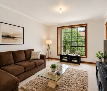 Modern unit in Nailsworth - Photo 1