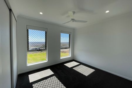 81 Adelaide Street, Cranley - Photo 5