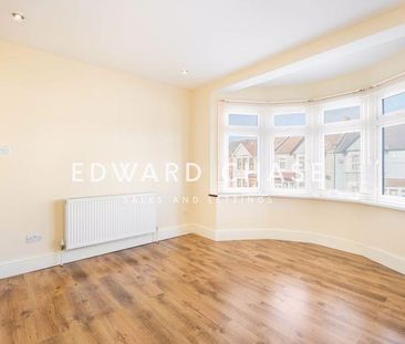 4 bedroom terraced house to rent - Photo 5