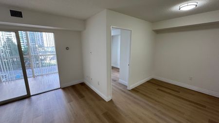 For Lease - 285 Enfield Place Unit# 511, Mississauga, Ontario - Photo 3