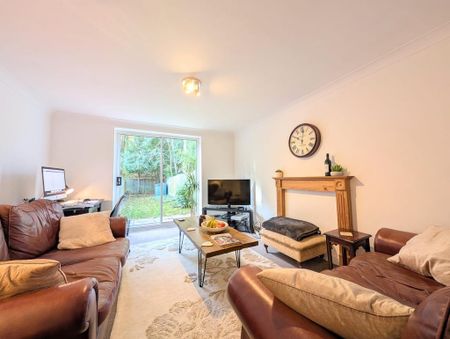 2 bedroom terraced house to rent - Photo 4