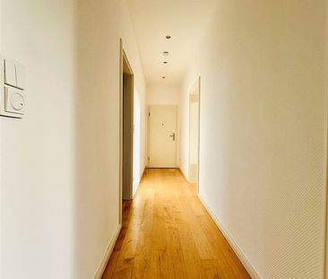 GroÃzÃ¼gige, offene 2-Zimmer-Whg. mit groÃer Terrasse // DÃ¼sternbrook, LornsenstraÃe - Foto 3