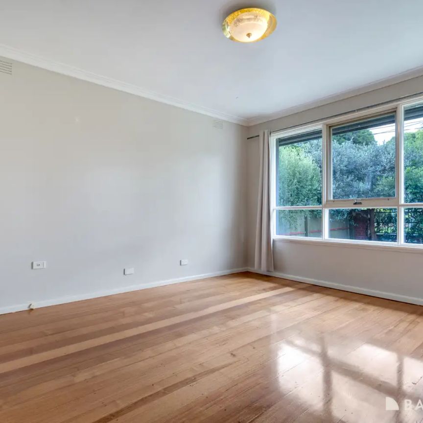 109 The Fairway, Kingsbury VIC 3083 - Photo 1