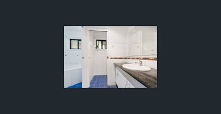 High Positioned Corner Block and Stunning Family Home! - Photo 4