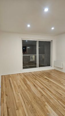 Logement 5 1/2 spacieux à louer sur la rue Des Ormeaux (Anjou) – Disponible dès maintenant. - Photo 1