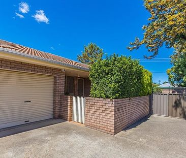 2/6 Phillip Street, TAMWORTH NSW 2340 - Photo 5