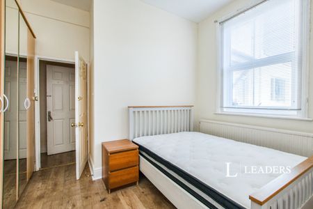 1 bedroom room to rent Wolverton Road, Bournemouth - Photo 5